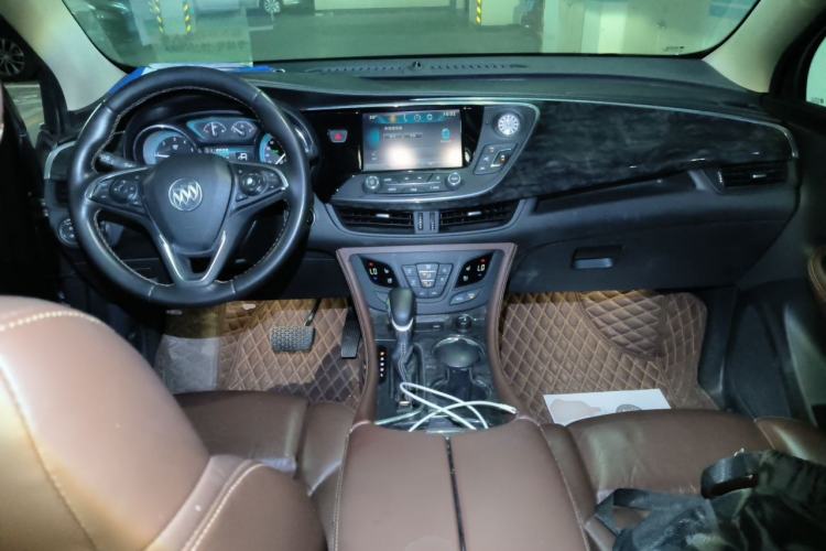 Used Buick Envision 2014 28T Four-Wheel Drive Luxury Model Center Console