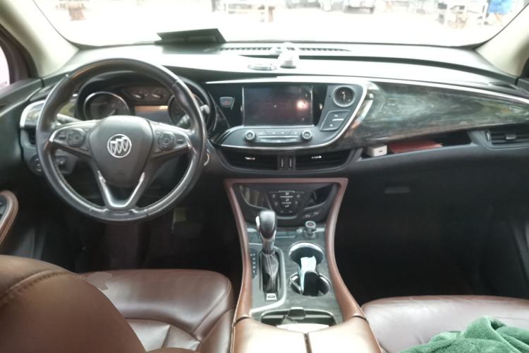 Used Buick Envision 2014 28T Four-Wheel Drive Elite Model Center Console