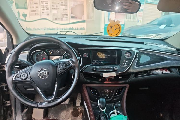 Used Buick Envision 2014 28T Four-Wheel Drive Luxury Model Center Console