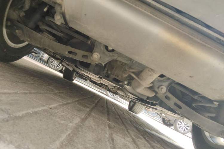Used Buick Envision 2014 28T Four-Wheel Drive Elite Model Chassis Rear
