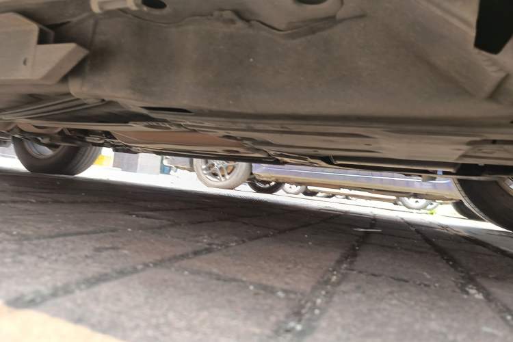 Used Buick Envision 2014 28T Four-Wheel Drive Luxury Model Chassis Rear Left