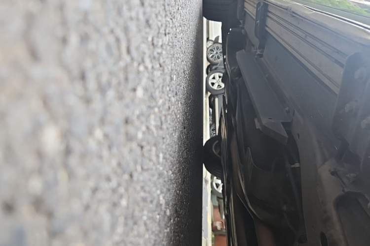 Used Buick Envision 2014 28T Four-Wheel Drive Elite Model Chassis Rear Left