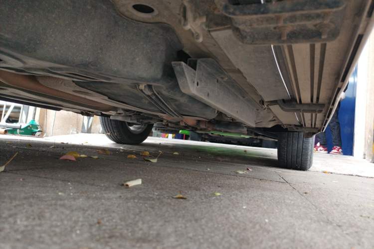 Used Buick Envision 2014 28T Four-Wheel Drive Elite Model Chassis Rear Right