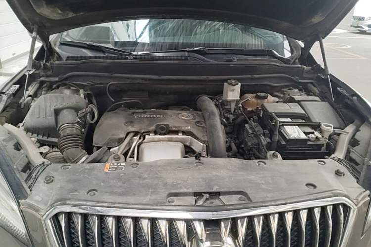 Used Buick Envision 2014 28T Four-Wheel Drive Elite Model Engine Bay