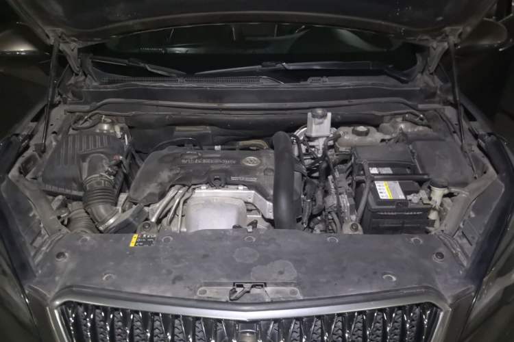 Used Buick Envision 2014 28T All-Wheel-Drive Versatile Sports Flagship Edition Engine Bay