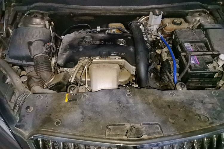 Used Buick Envision 2014 28T Four-Wheel Drive Luxury Model Engine Bay