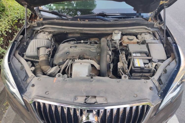 Used Buick Envision 2014 28T Four-Wheel Drive Elite Model Engine Bay