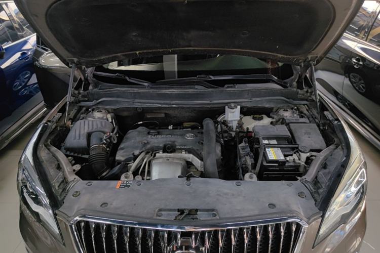 Used Buick Envision 2014 28T Four-Wheel Drive Luxury Model Engine Bay