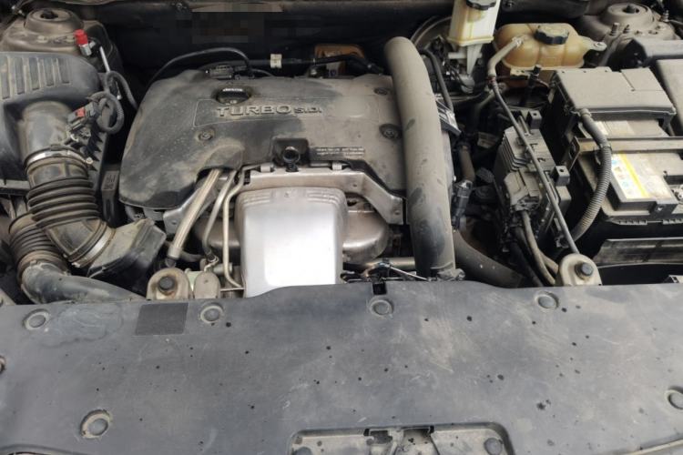 Used Buick Envision 2014 28T Four-Wheel Drive Luxury Model Engine Bay
