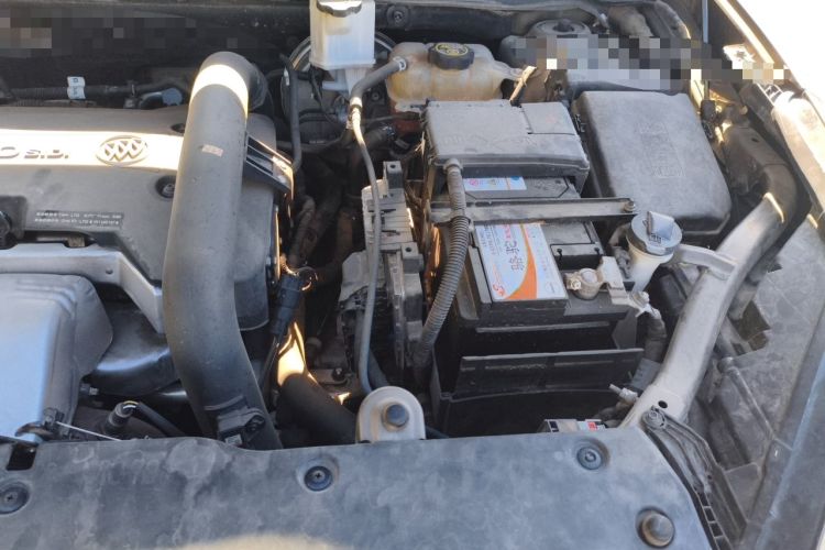 Used Buick Envision 2014 28T Four-Wheel Drive Elite Model Engine Bay Left