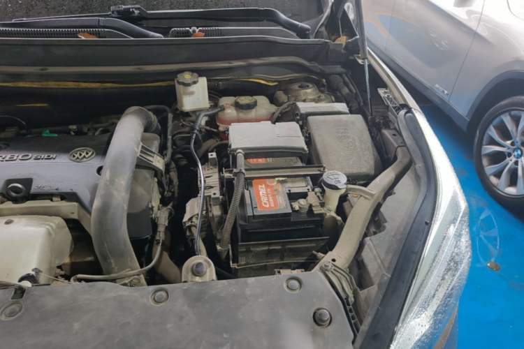 Used Buick Envision 2014 28T Four-Wheel Drive All-Terrain Flagship Edition Engine Bay Left