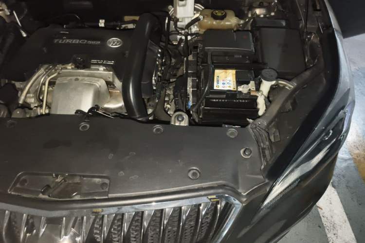 Used Buick Envision 2014 28T Four-Wheel Drive Luxury Model Engine Bay Left