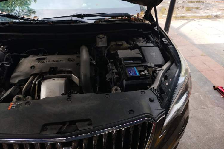Used Buick Envision 2014 28T Four-Wheel Drive Elite Model Engine Bay Left