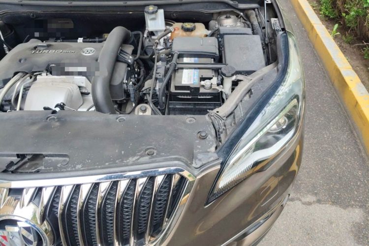 Used Buick Envision 2014 28T Four-Wheel Drive Elite Model Engine Bay Left