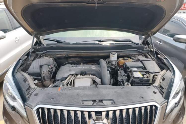 Used Buick Envision 2014 28T Four-Wheel Drive Luxury Model Engine Bay