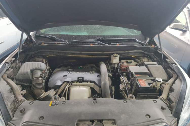 Used Buick Envision 2014 28T Four-Wheel Drive All-Terrain Flagship Edition Engine Bay