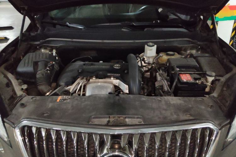 Used Buick Envision 2014 28T Four-Wheel Drive Luxury Model Engine Bay