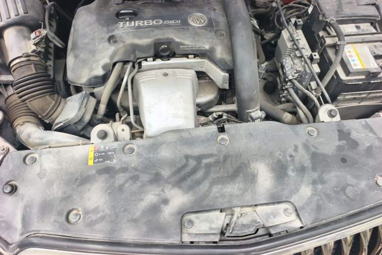 Used Buick Envision 2014 28T All-Wheel-Drive Versatile Sports Flagship Edition Engine Bay