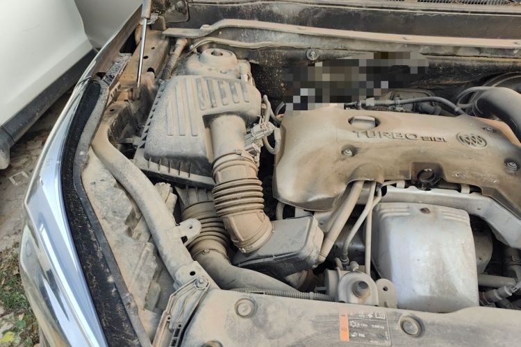 Used Buick Envision 2014 28T Four-Wheel Drive Luxury Model Engine Bay Right