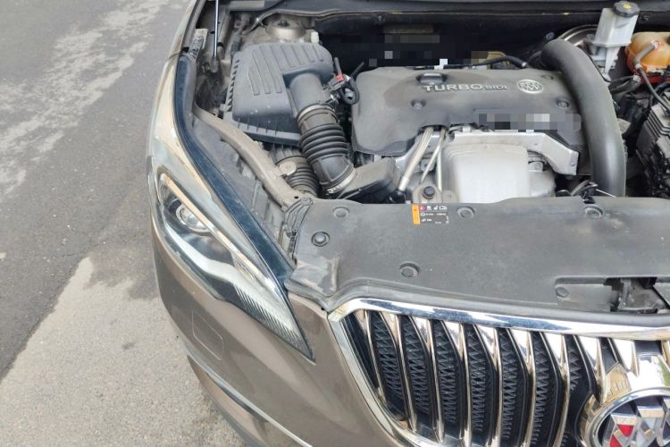 Used Buick Envision 2014 28T Four-Wheel Drive Elite Model Engine Bay Right