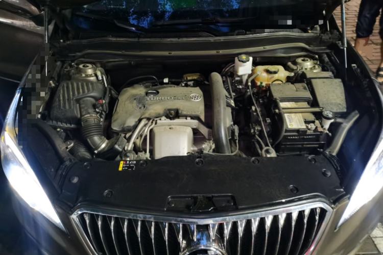 Used Buick Envision 2014 28T Four-Wheel Drive Elite Model Engine Bay