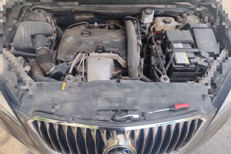 Used Buick Envision 2014 28T Four-Wheel Drive Luxury Model Engine Bay
