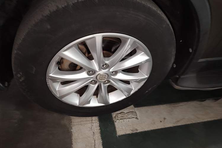Used Buick Envision 2014 28T Four-Wheel Drive Elite Model Exterior 4