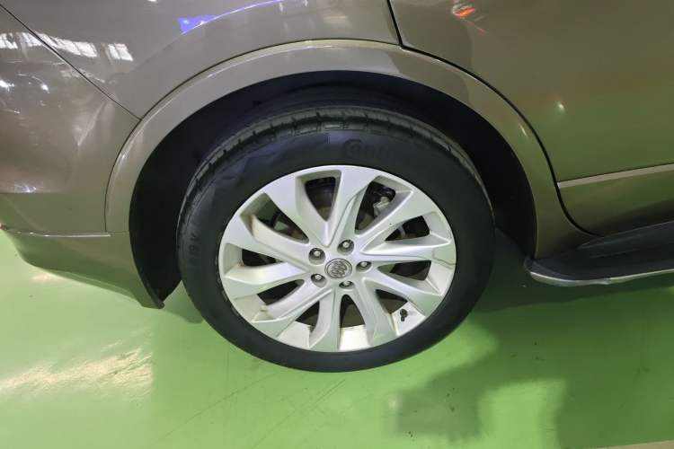 Used Buick Envision 2014 28T All-Wheel-Drive Versatile Sports Flagship Edition Exterior 5