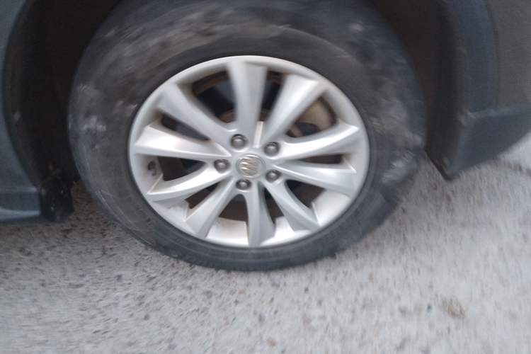 Used Buick Envision 2014 28T Four-Wheel Drive Elite Model Exterior 7