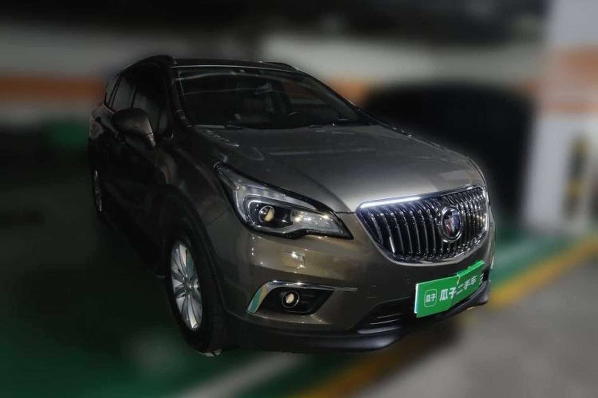 Used Buick Envision 2014 28T Four-Wheel Drive Luxury Model Front Right 45 Deg