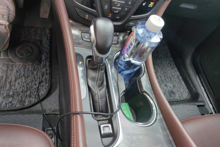 Used Buick Envision 2014 28T Four-Wheel Drive Elite Model Gear Lever