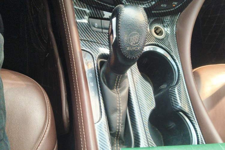 Used Buick Envision 2014 28T Four-Wheel Drive Elite Model Gear Lever