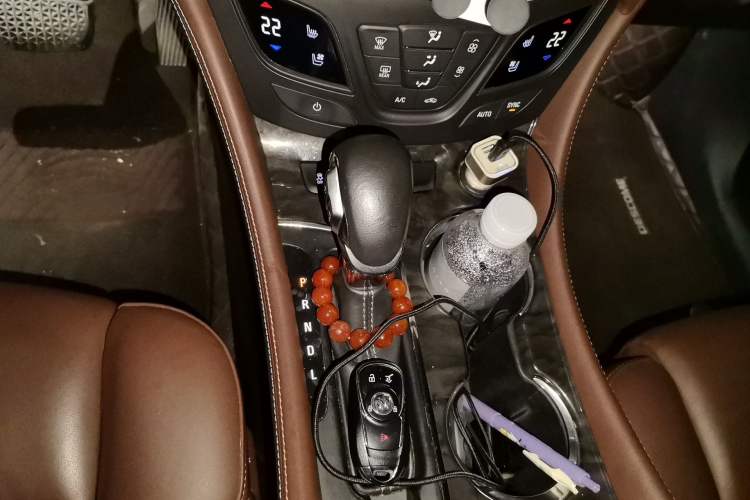 Used Buick Envision 2014 28T Four-Wheel Drive Luxury Model Gear Lever