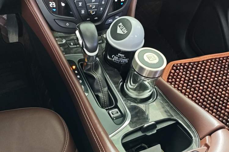 Used Buick Envision 2014 28T Four-Wheel Drive Elite Model Gear Lever