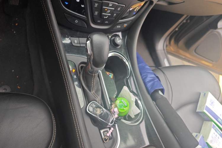 Used Buick Envision 2014 28T Four-Wheel Drive Elite Model Gear Lever