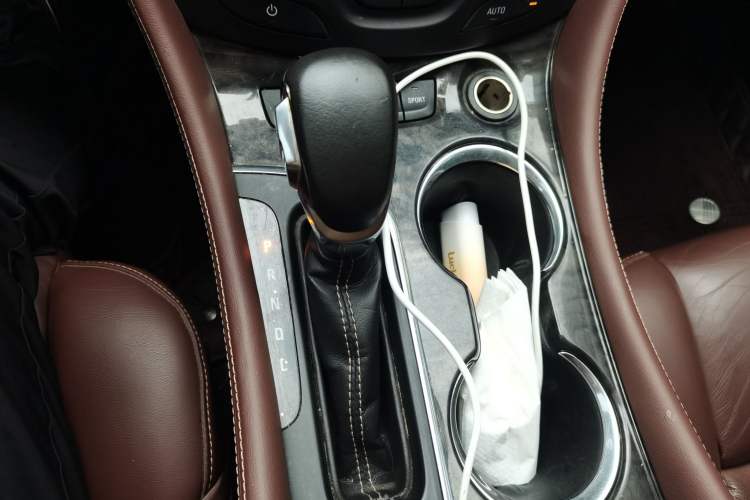 Used Buick Envision 2014 28T Four-Wheel Drive Luxury Model Gear Lever