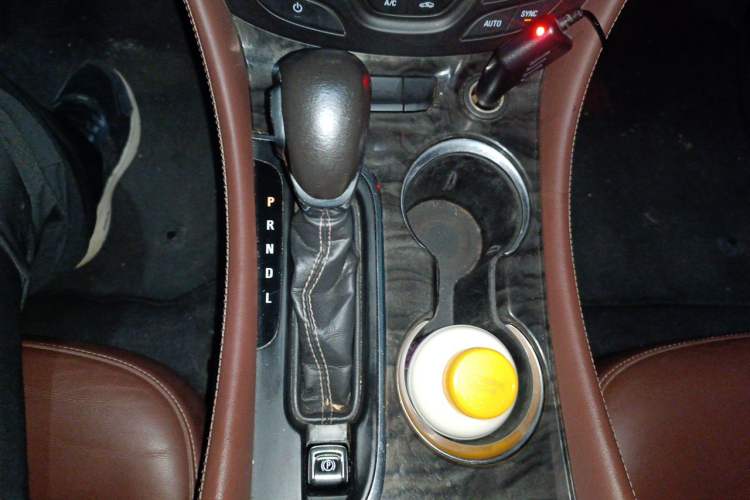 Used Buick Envision 2014 28T Four-Wheel Drive Elite Model Gear Lever