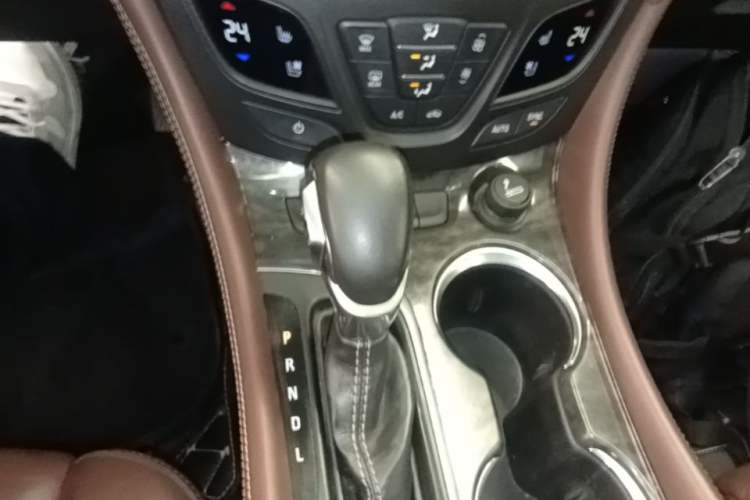 Used Buick Envision 2014 28T Four-Wheel Drive Luxury Model Gear Lever