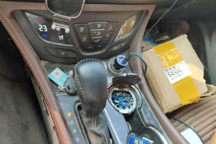 Used Buick Envision 2014 28T Four-Wheel Drive Luxury Model Gear Lever
