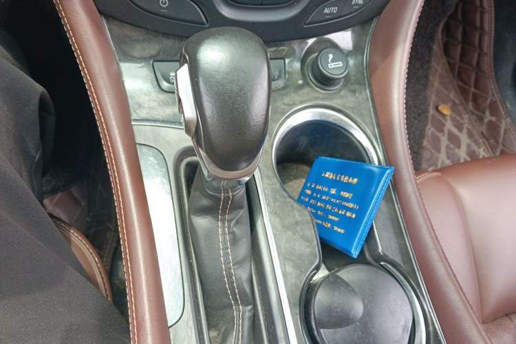 Used Buick Envision 2014 28T Four-Wheel Drive Luxury Model Gear Lever