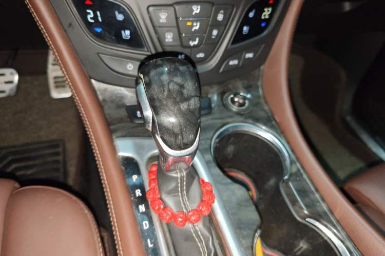 Used Buick Envision 2014 28T Four-Wheel Drive Luxury Model Gear Lever