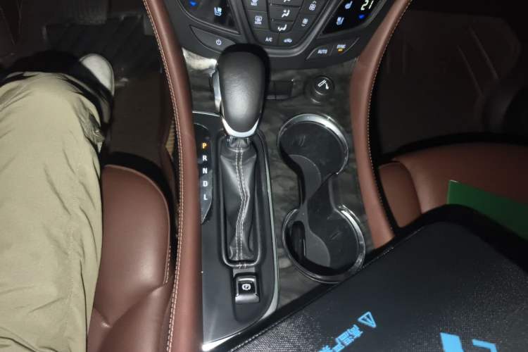 Used Buick Envision 2014 28T Four-Wheel Drive Luxury Model Gear Lever