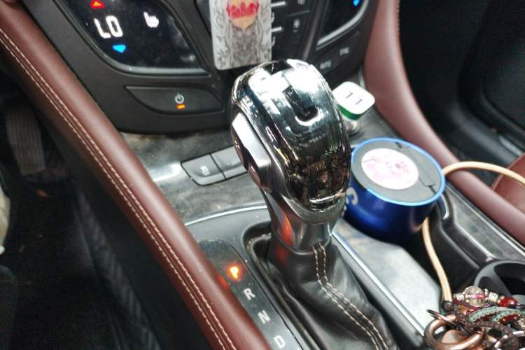 Used Buick Envision 2014 28T Four-Wheel Drive Elite Model Gear Lever