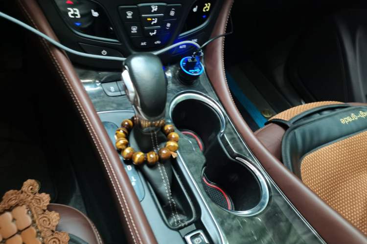 Used Buick Envision 2014 28T Four-Wheel Drive Elite Model Gear Lever