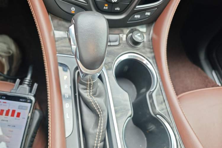 Used Buick Envision 2014 28T Four-Wheel Drive Elite Model Gear Lever
