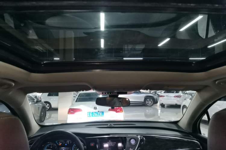 Used Buick Envision 2014 28T Four-Wheel Drive Elite Model Headliner