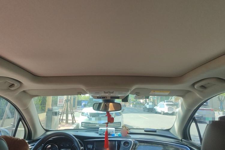 Used Buick Envision 2014 28T Four-Wheel Drive Luxury Model Headliner