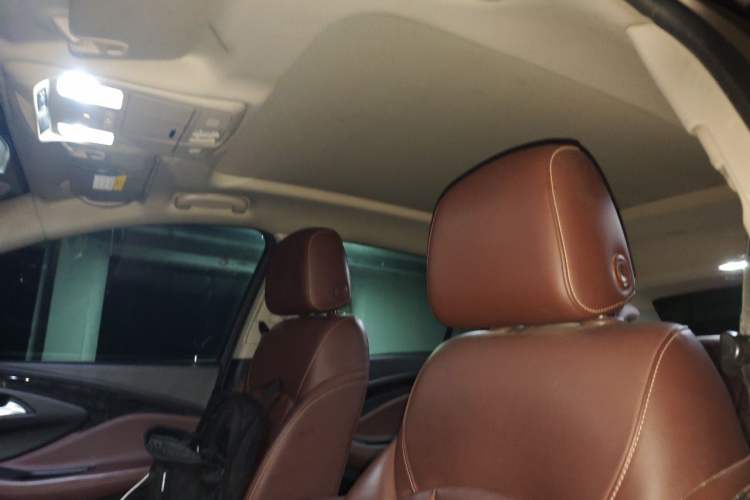Used Buick Envision 2014 28T Four-Wheel Drive Elite Model Headliner