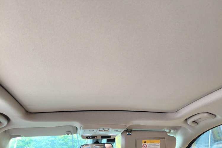 Used Buick Envision 2014 28T Four-Wheel Drive Elite Model Headliner