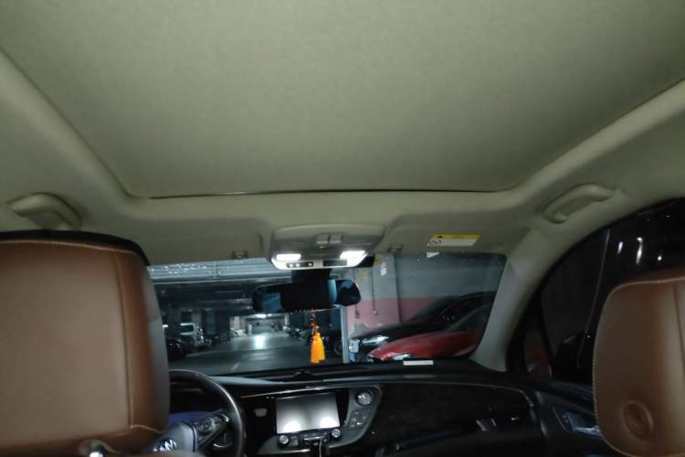 Used Buick Envision 2014 28T All-Wheel-Drive Versatile Sports Flagship Edition Headliner
